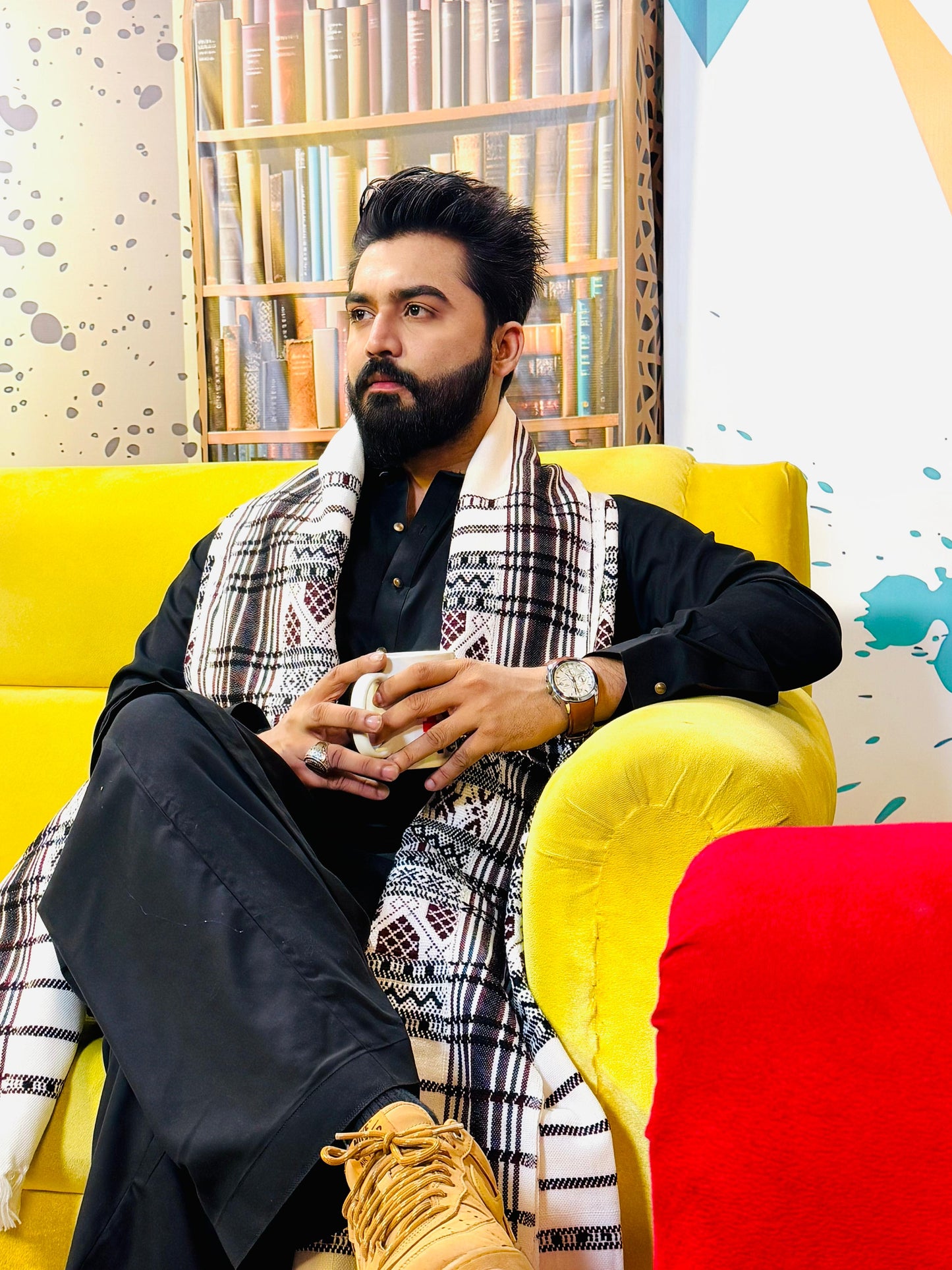 Regal Elegance: Colorful Hyderabadi Tharri Wadera Shawl for Men (Mehrabi)