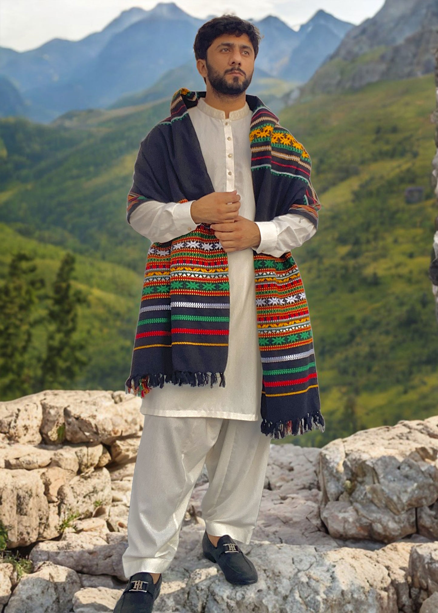 Multani King: Colorful Tharri Wadera Shawl for Men - Tripple Three