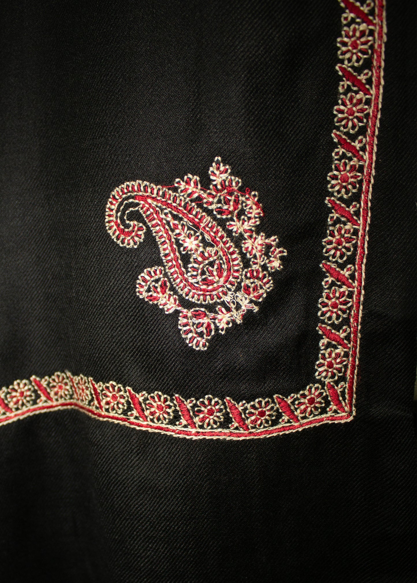 Kashmiri Kingri Style Shawl For Men