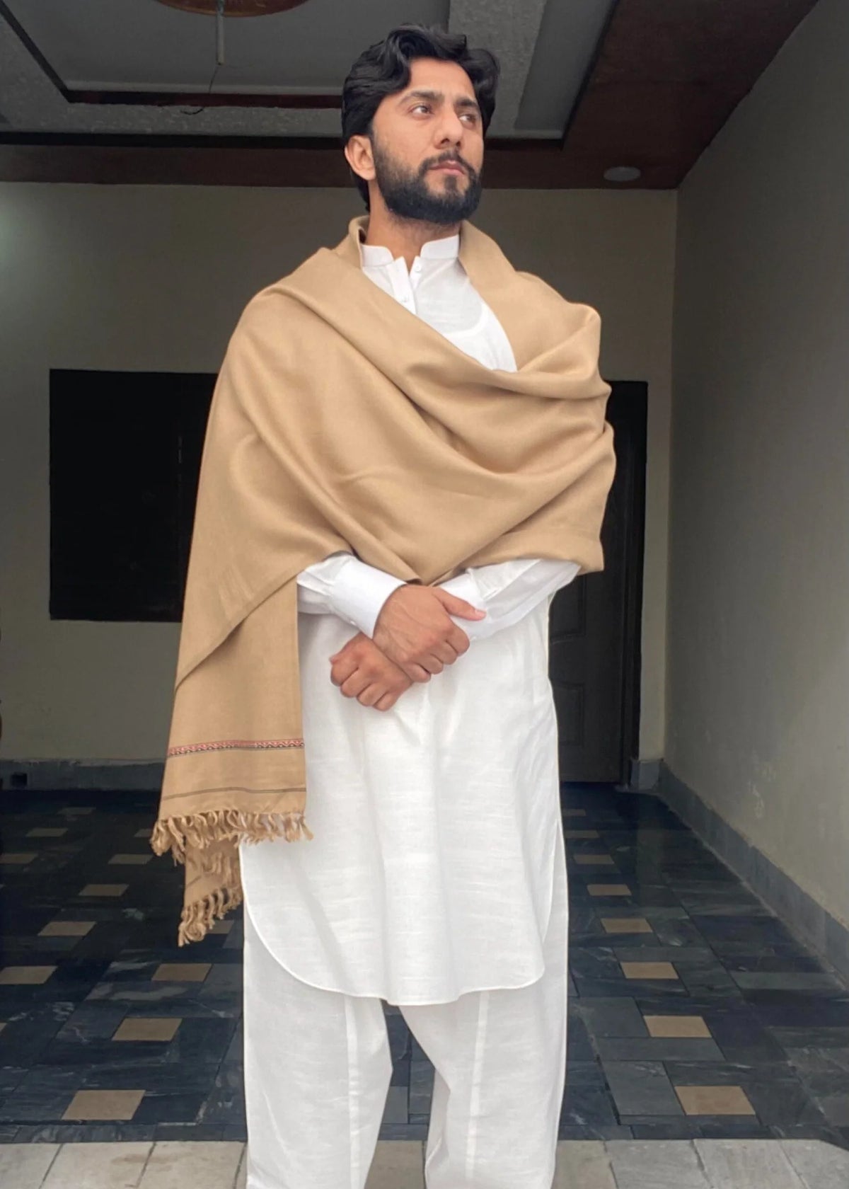 ہلکے وزن کی سواتی دھوسہ شال مردوں کے لیے | کمال خان شال