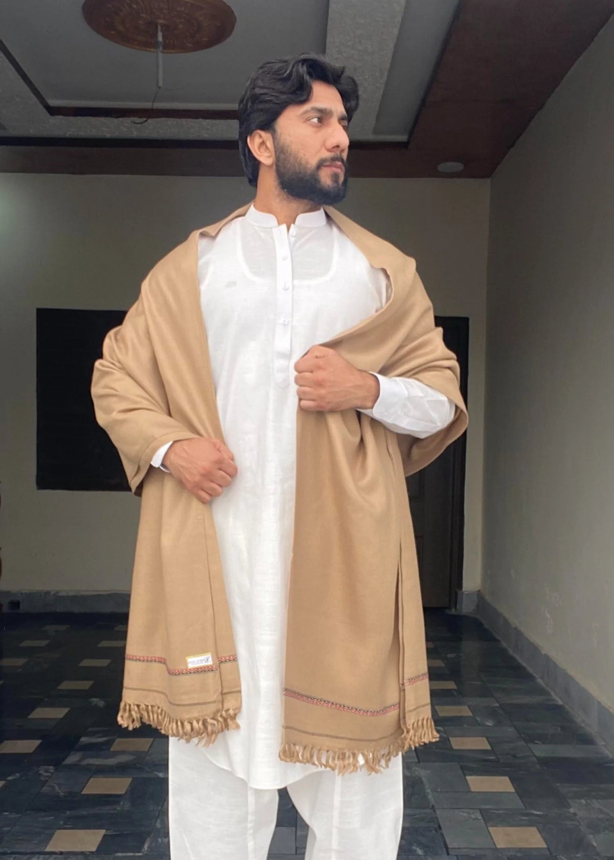 ہلکے وزن کی سواتی دھوسہ شال مردوں کے لیے | کمال خان شال
