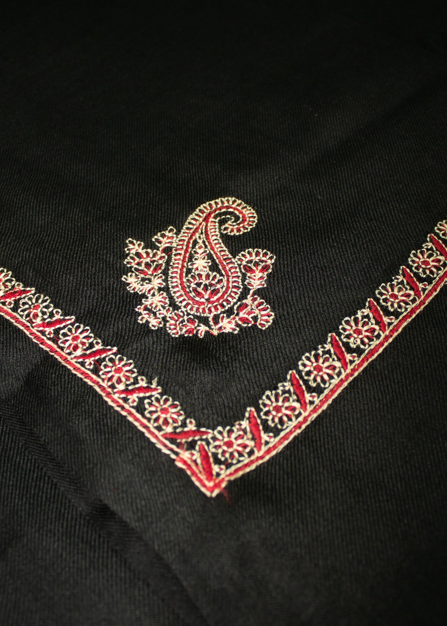 Kashmiri Kingri Style Shawl For Men