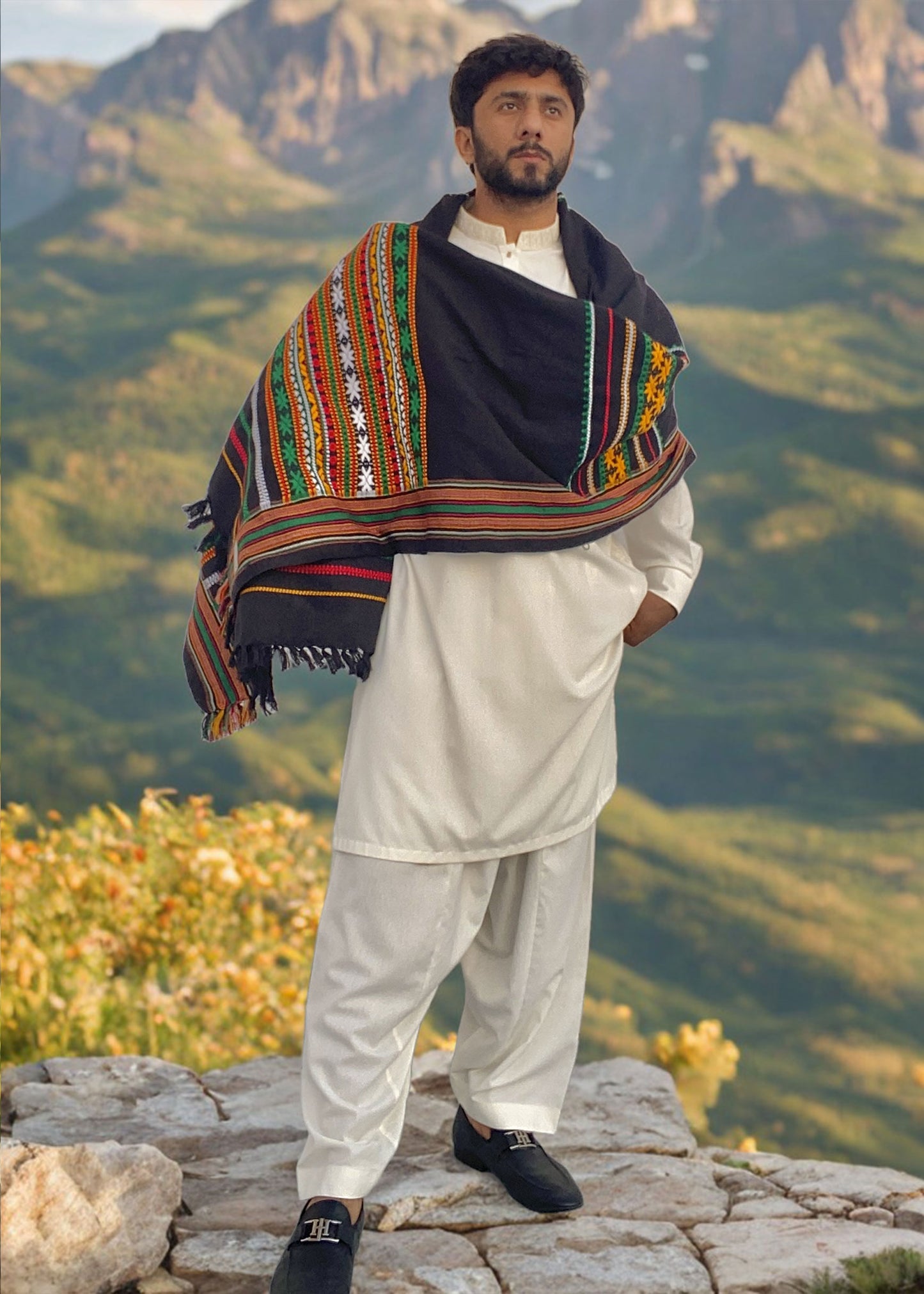 Multani King: Colorful Tharri Wadera Shawl for Men - Tripple Three