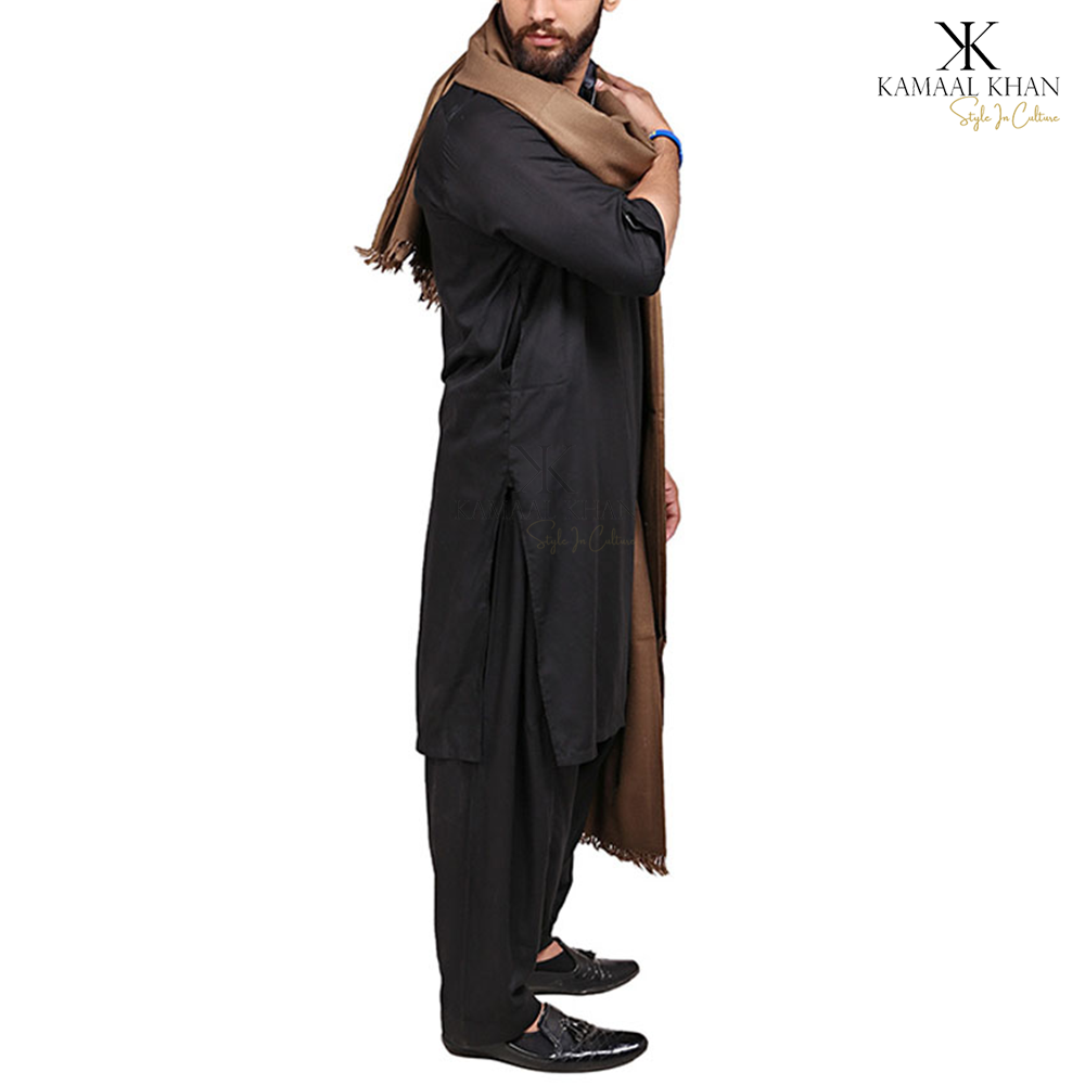 Exquisite Kashmiri Dhussa Shawl: Pure Wool Luxury for Men