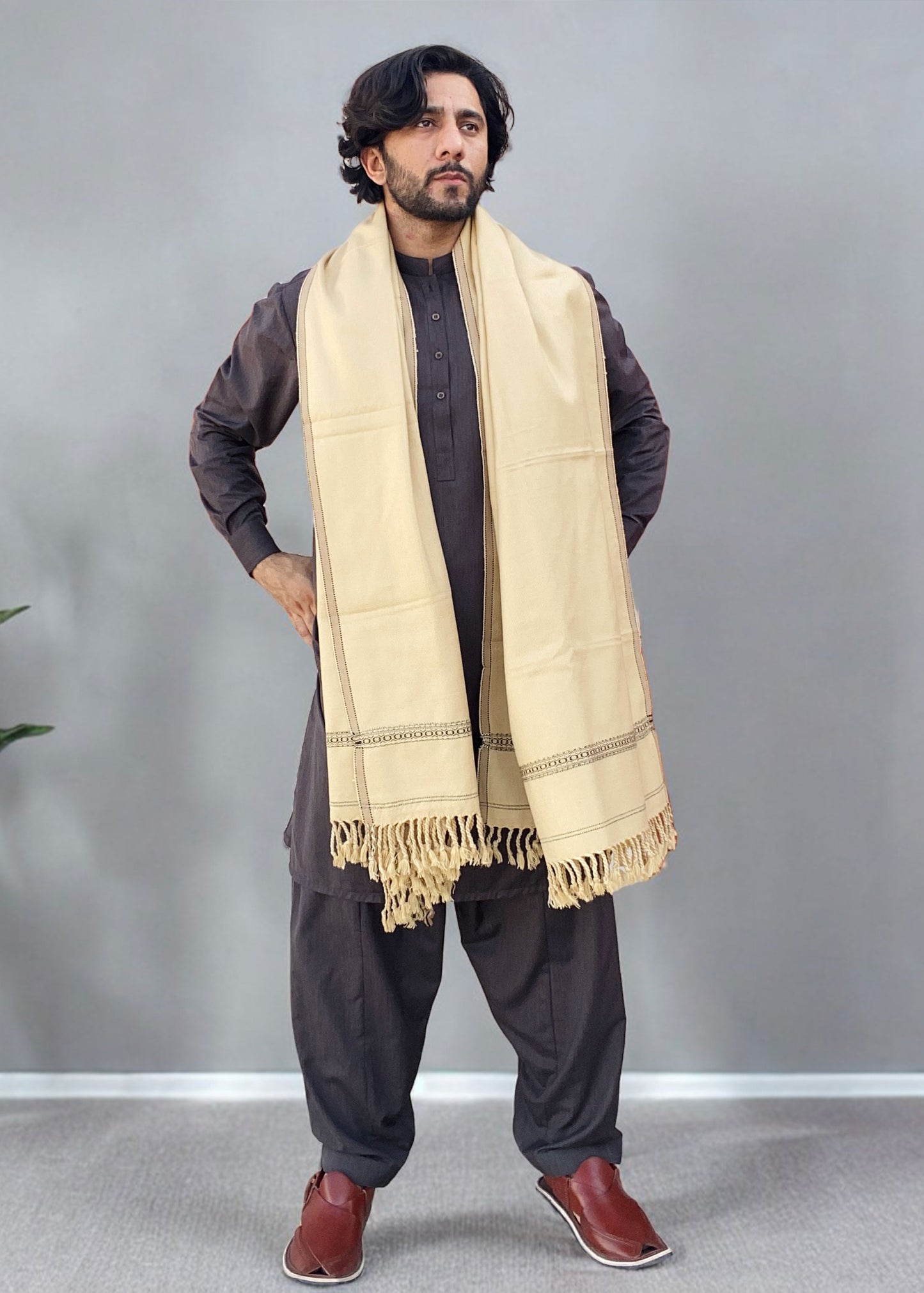 Distinguished Elegance: Pure Acrylic Woolen Peshawari Dhussa Shawl for Men (Medium)