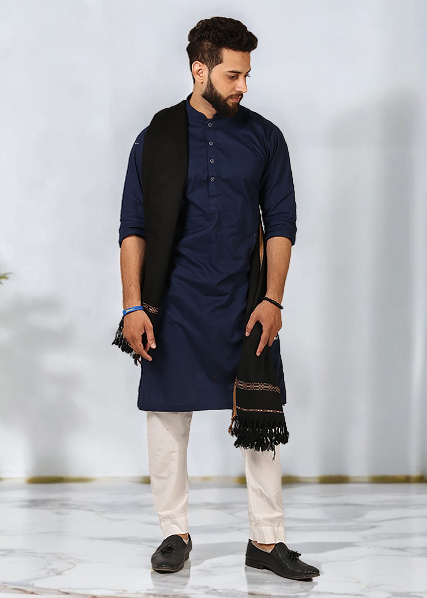 Distinguished Elegance: Pure Acrylic Woolen Peshawari Dhussa Shawl for Men (Medium)