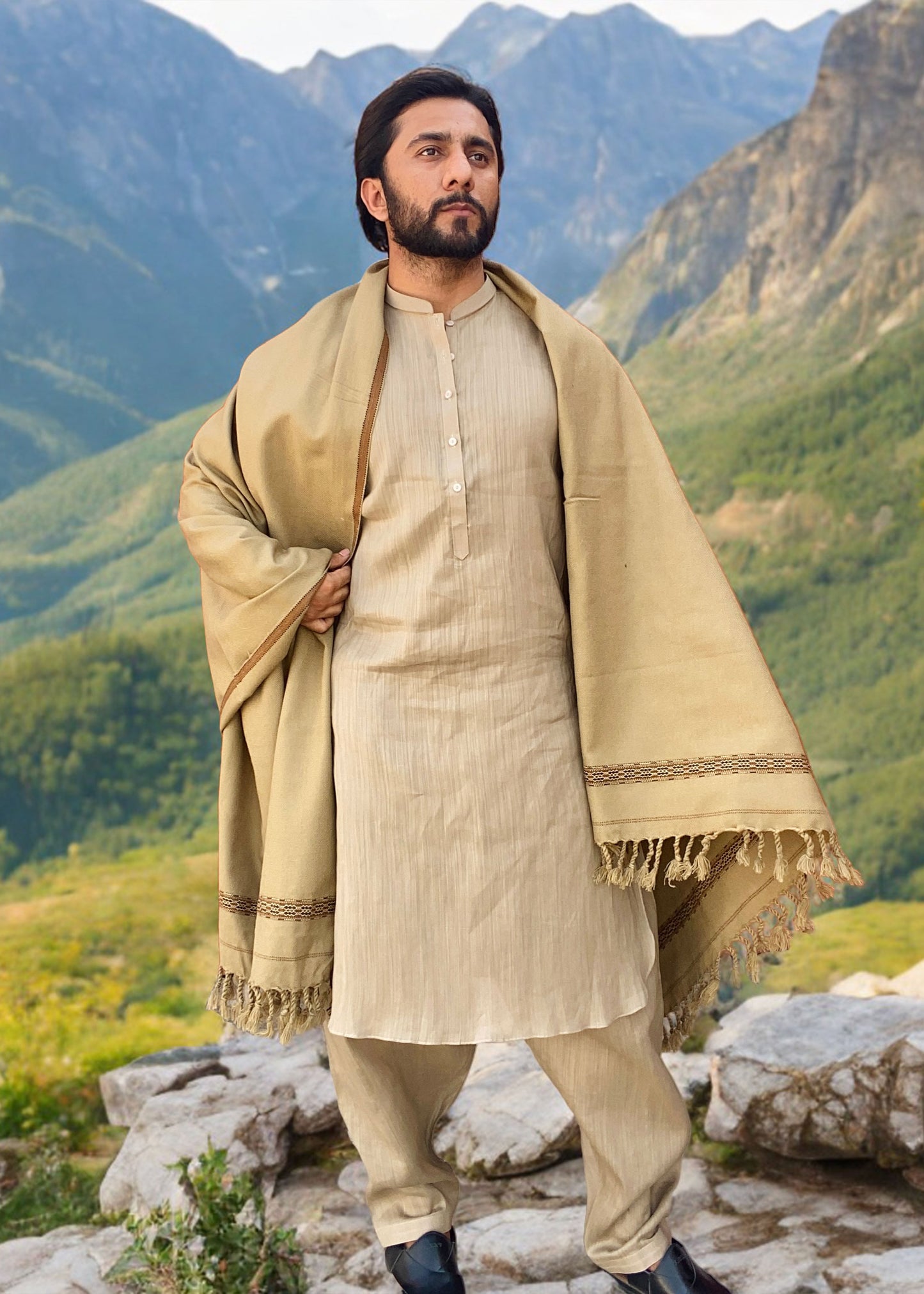Distinguished Elegance: Pure Acrylic Woolen Peshawari Dhussa Shawl for Men (Medium)