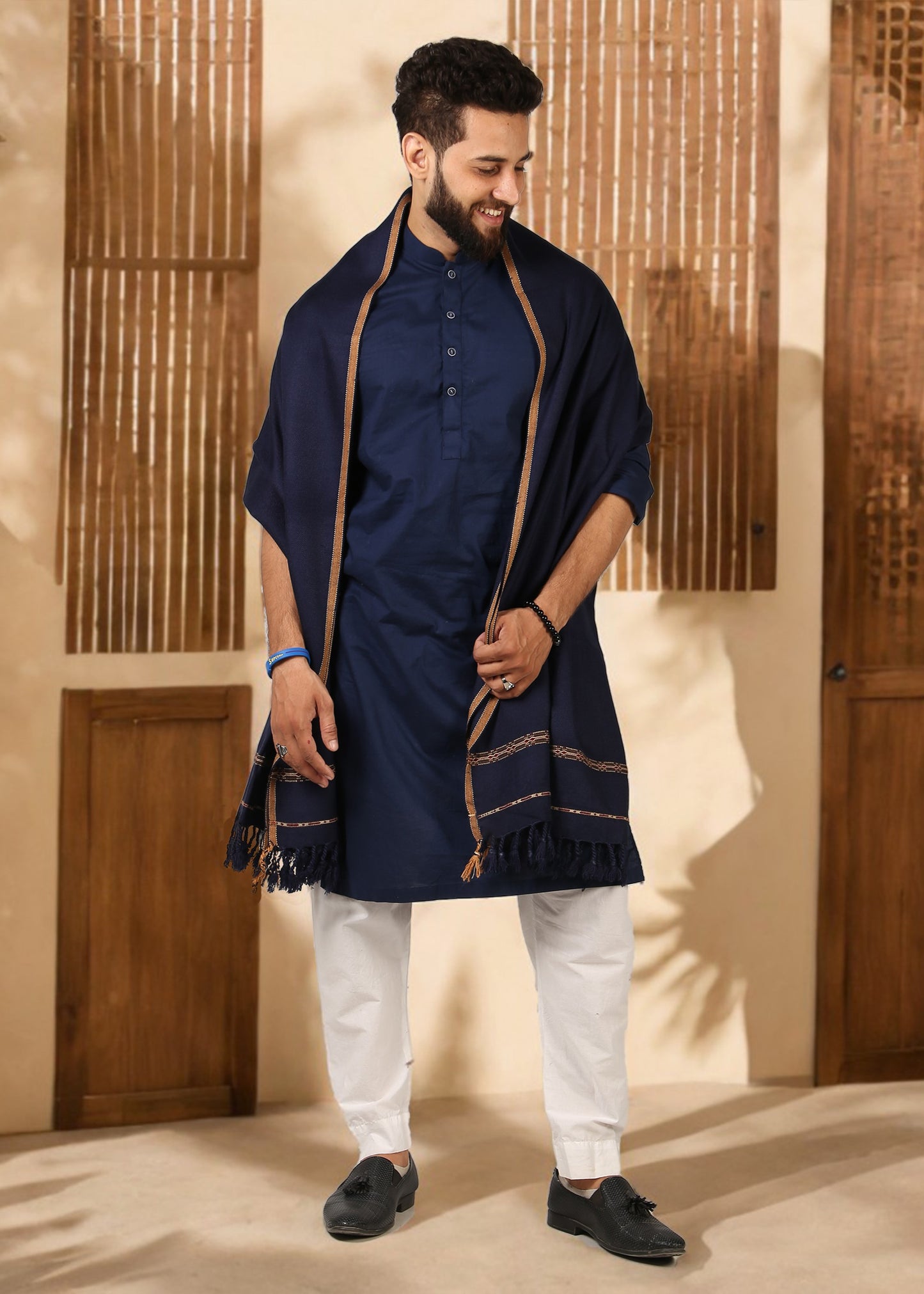 Distinguished Elegance: Pure Acrylic Woolen Peshawari Dhussa Shawl for Men (Medium)