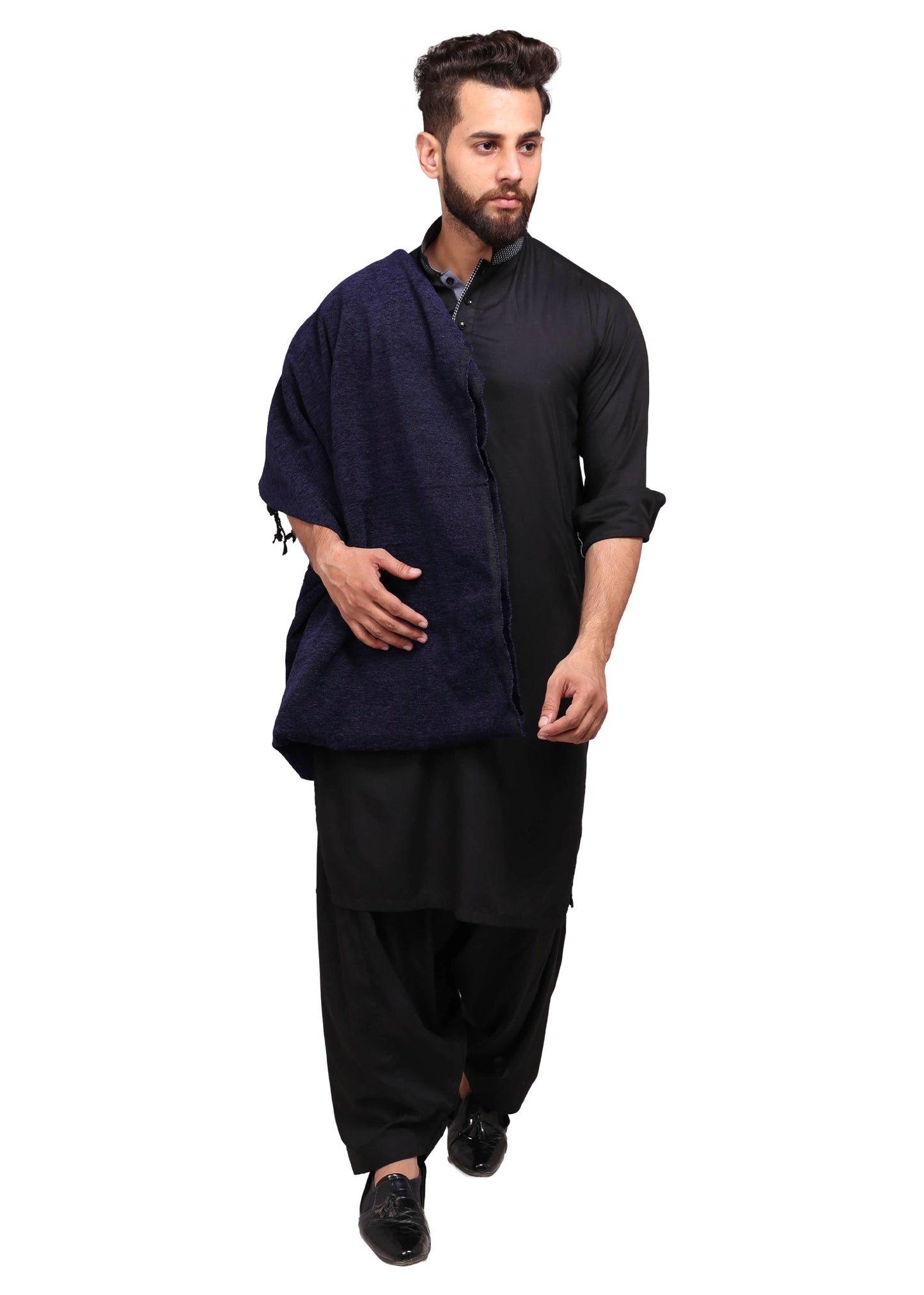 Regal Comfort: Pure Velvet Dhussa Shawl for Men