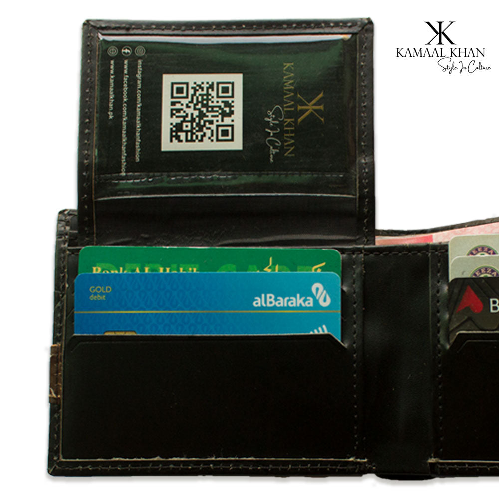 Kamaal Khan Men's Crocodile Embossed Leather Bi-Fold Wallet (Compact)