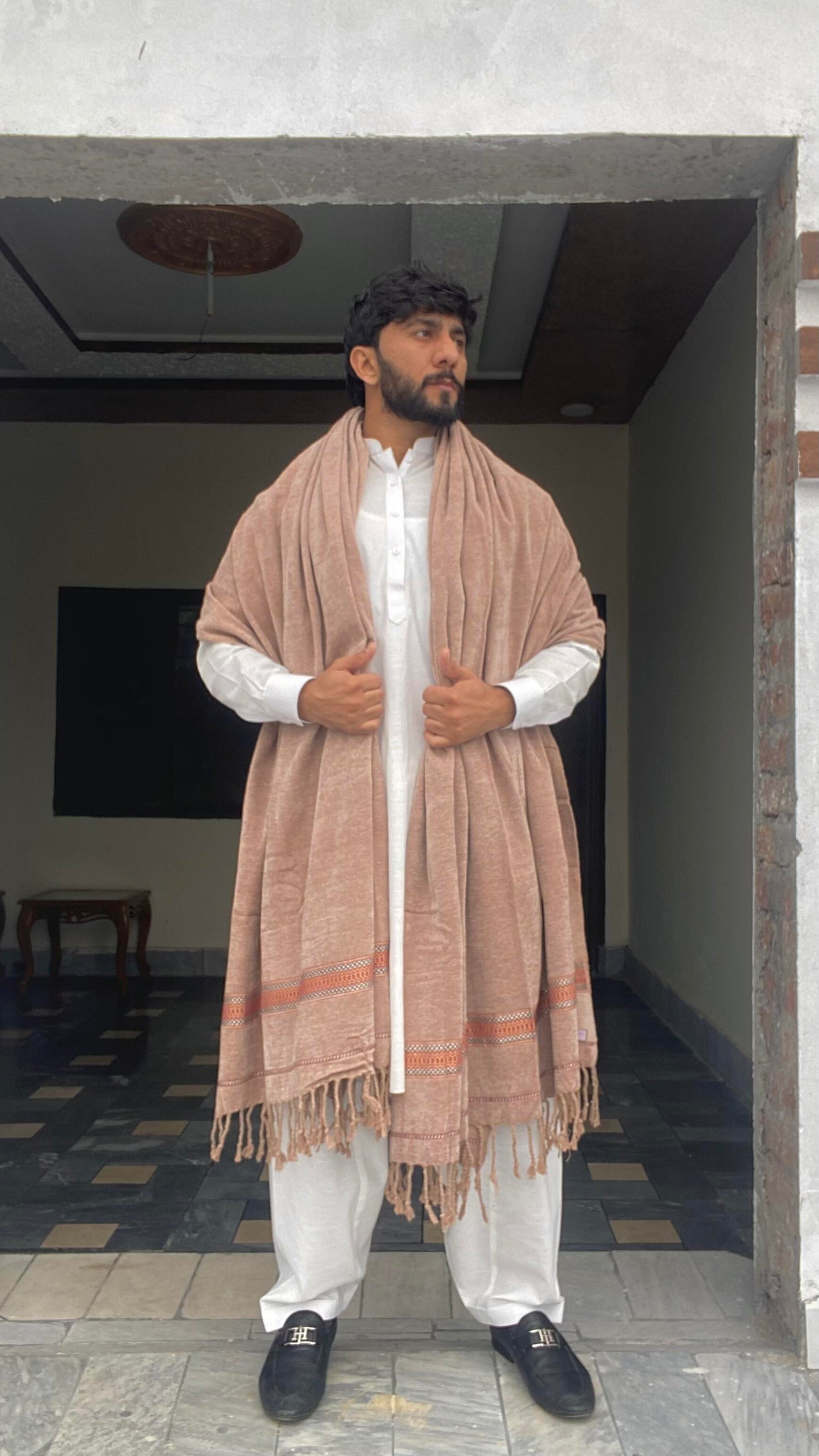 Regal Comfort: Pure Velvet Dhussa Shawl for Men