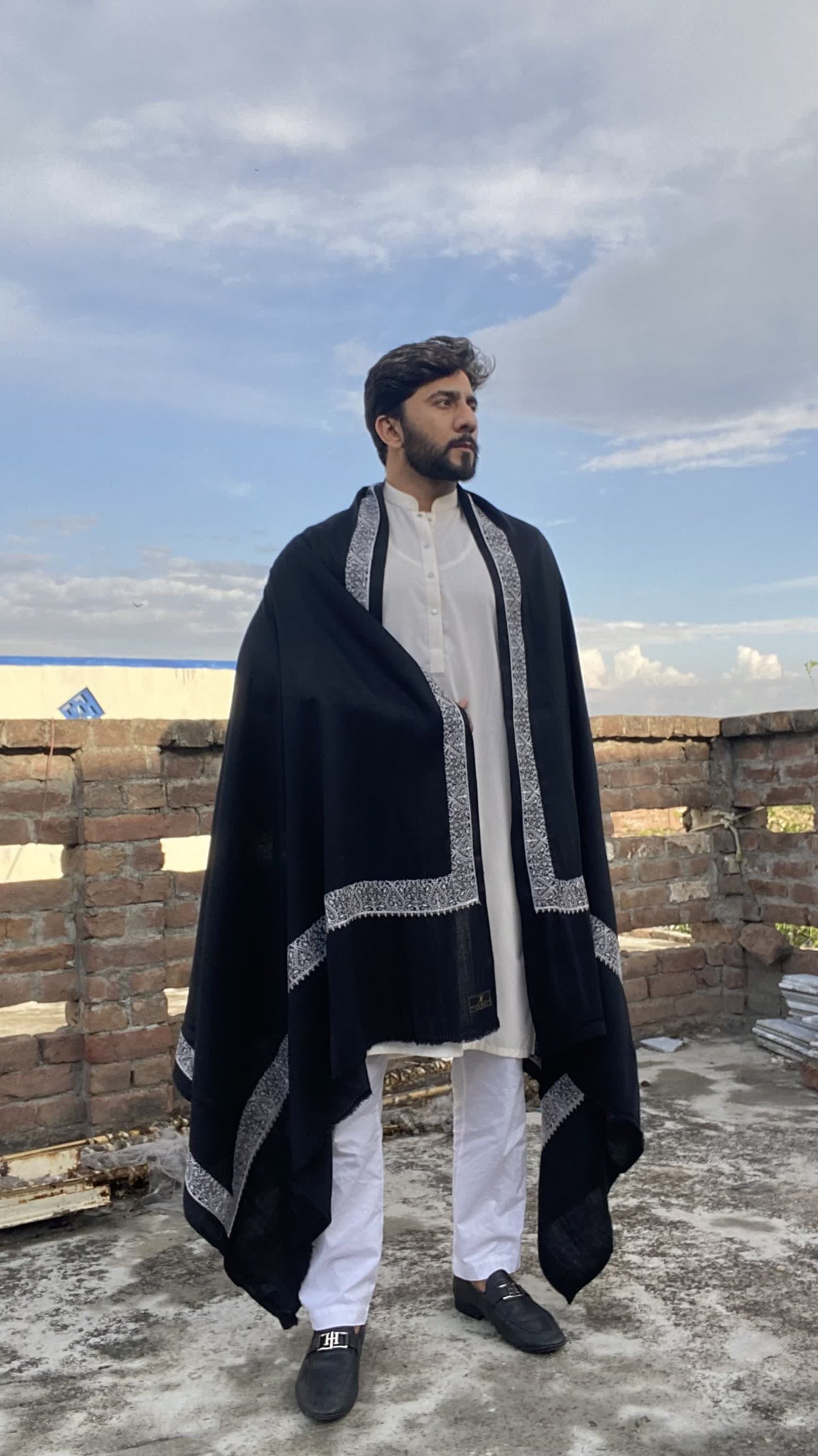 Kashmiri Reshamkar Style Shawl White & Black