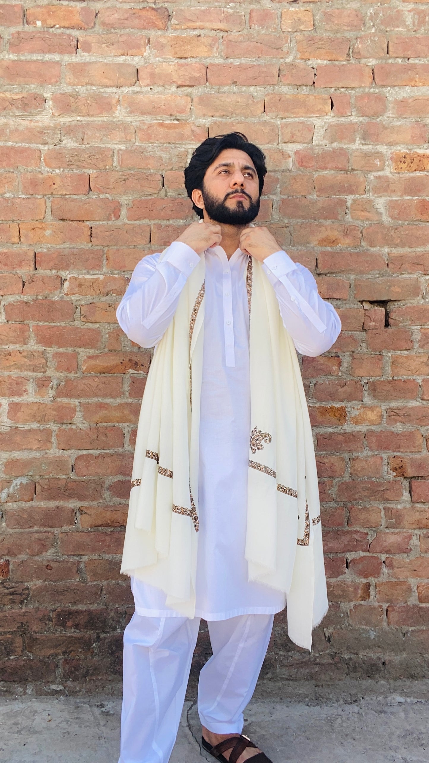 Kashmiri Kingri Style Shawl For Men