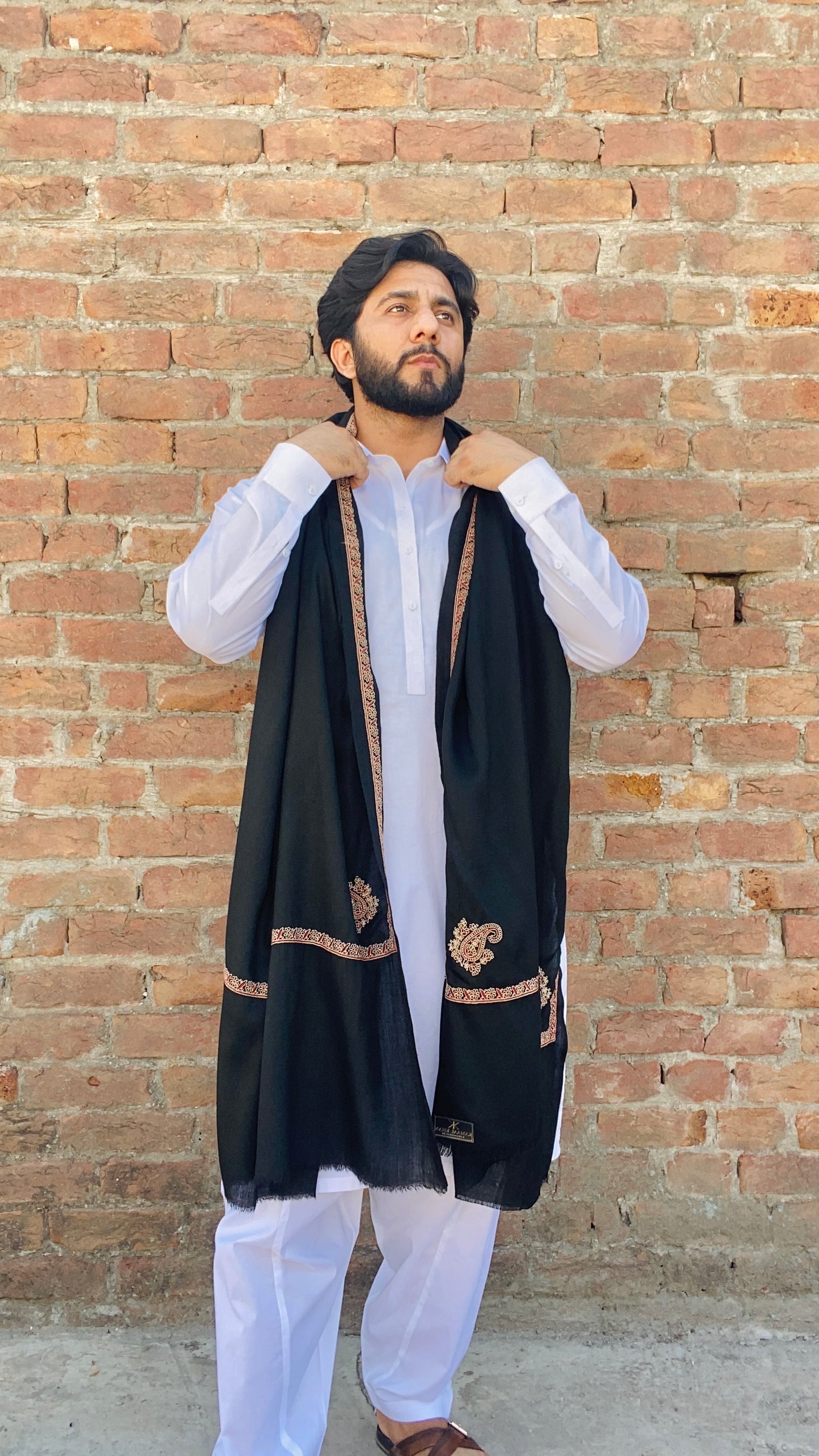 Kashmiri Kingri Style Shawl For Men