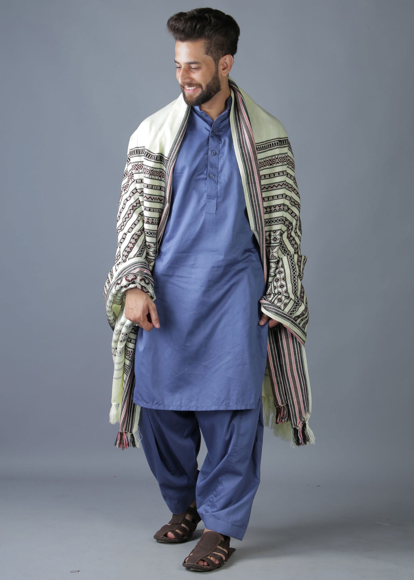 Regal Elegance: Colorful Hyderabadi Tharri Wadera Shawl for Men