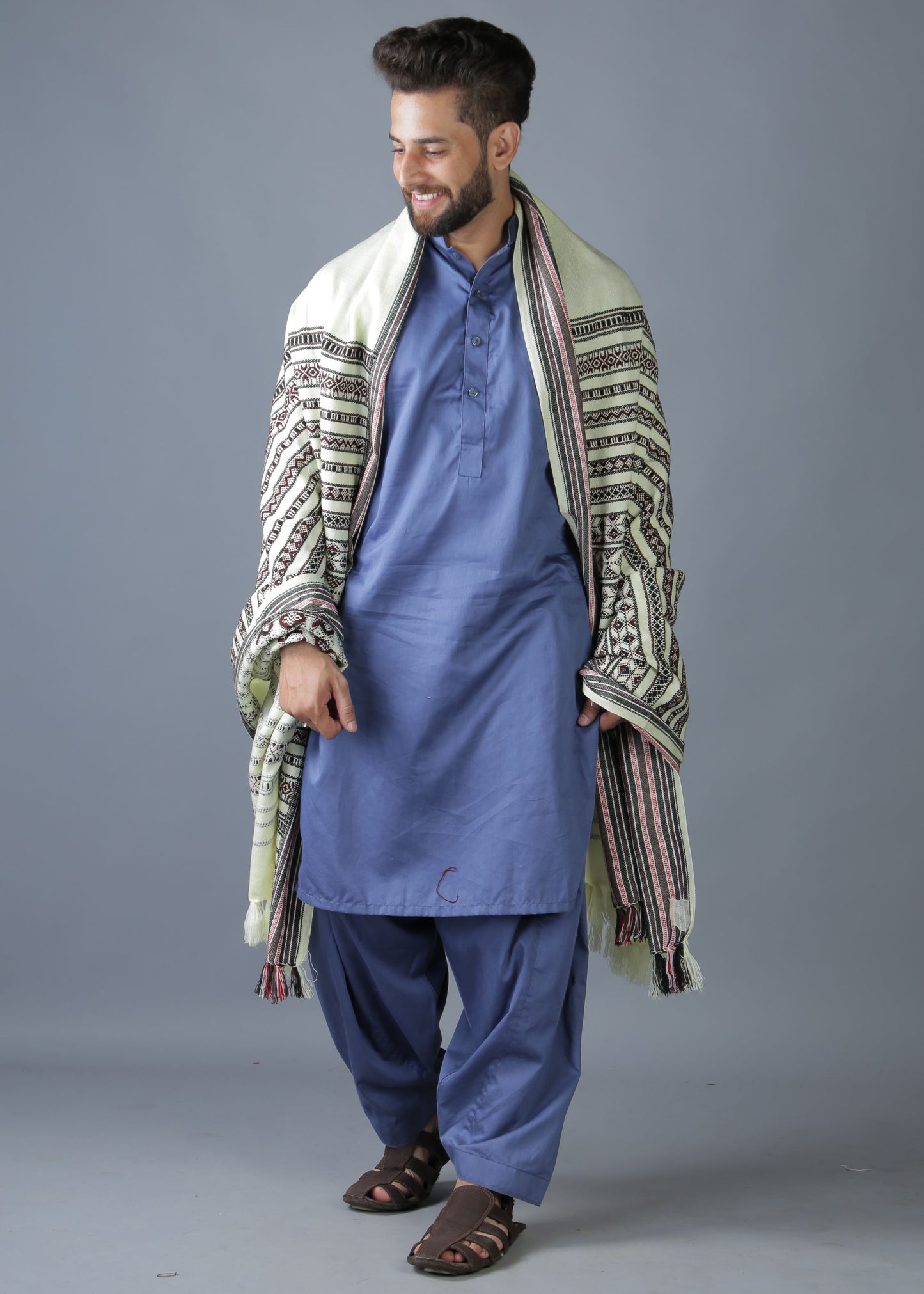 Regal Elegance: Colorful Hyderabadi Tharri Wadera Shawl for Men