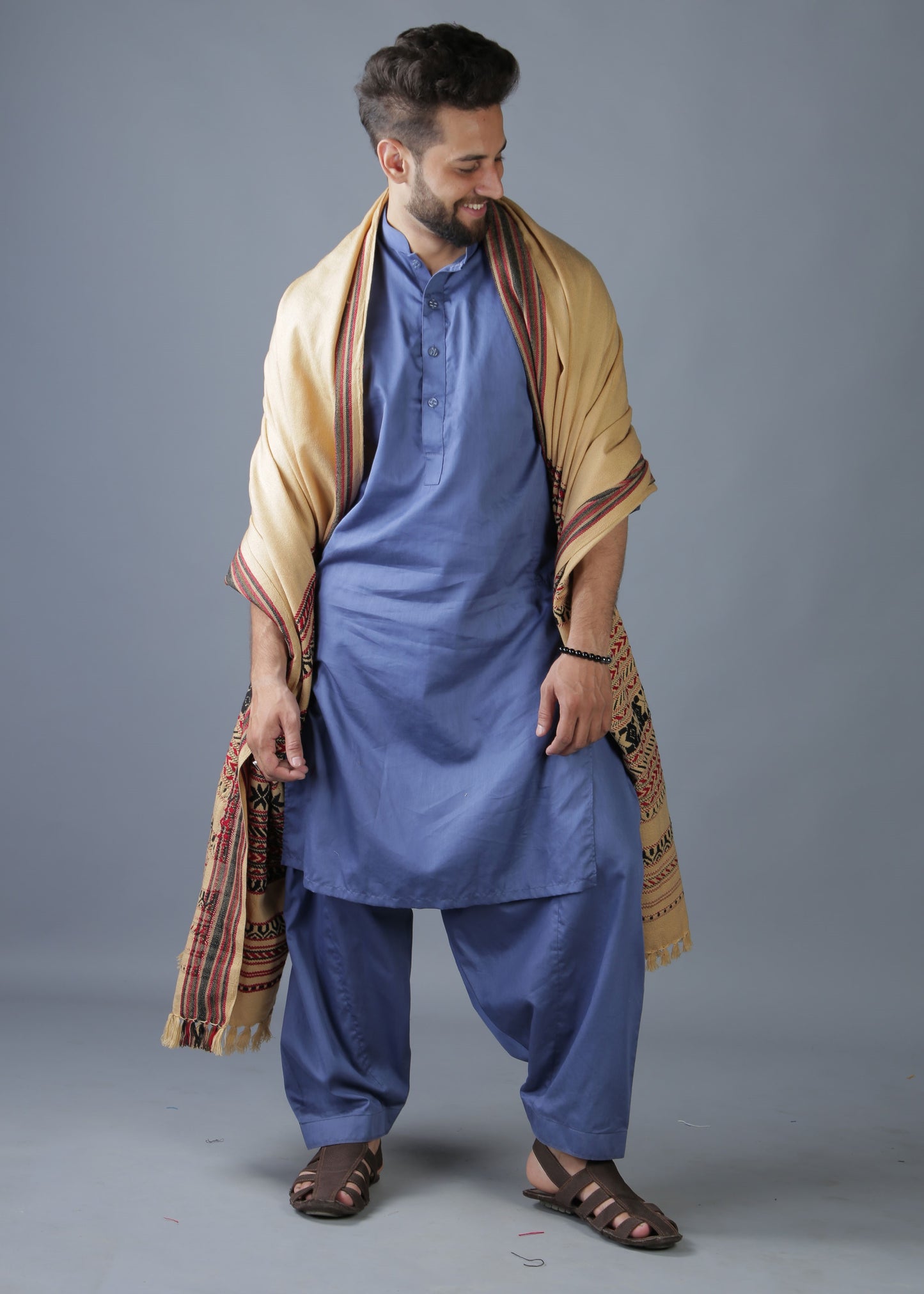 Regal Elegance: Colorful Hyderabadi Tharri Wadera Shawl for Men
