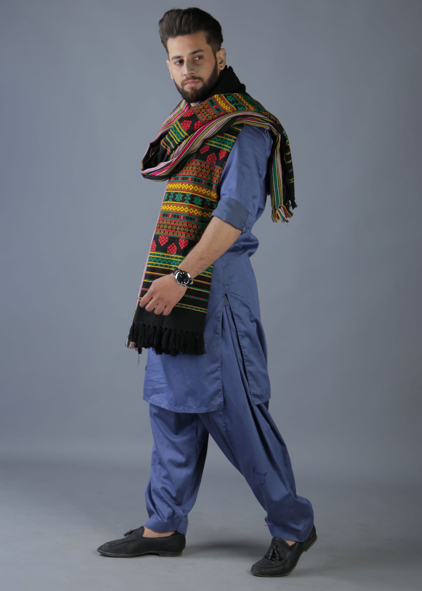 Elegance in Every Thread: Multi Color Mehrabi Tharri Wadera Shawl for Men