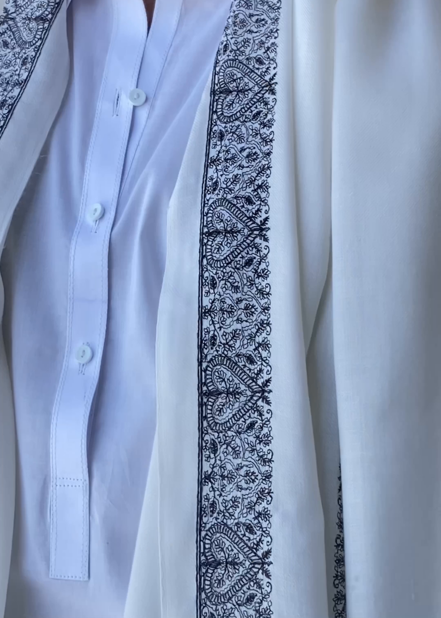 Kashmiri Reshamkar Style Shawl White & Black