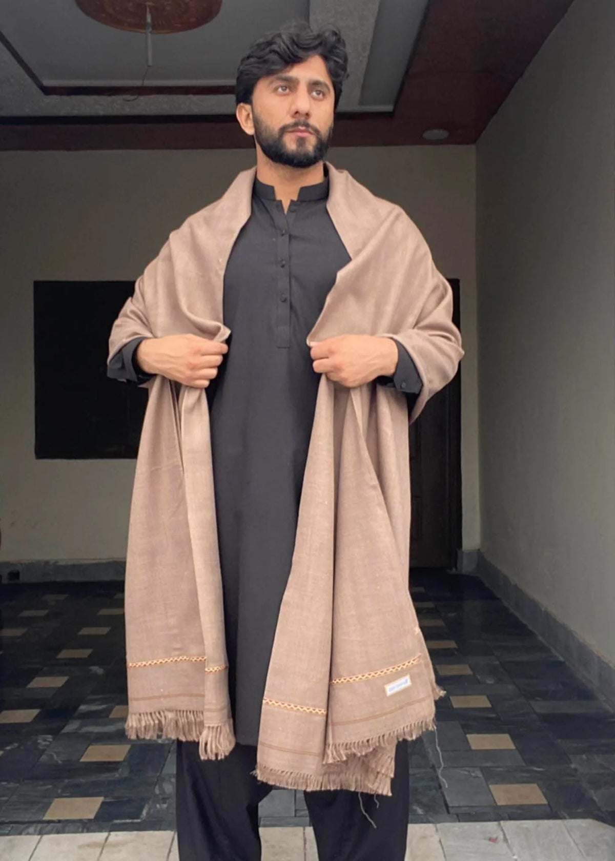 ہلکے وزن کی سواتی دھوسہ شال مردوں کے لیے | کمال خان شال